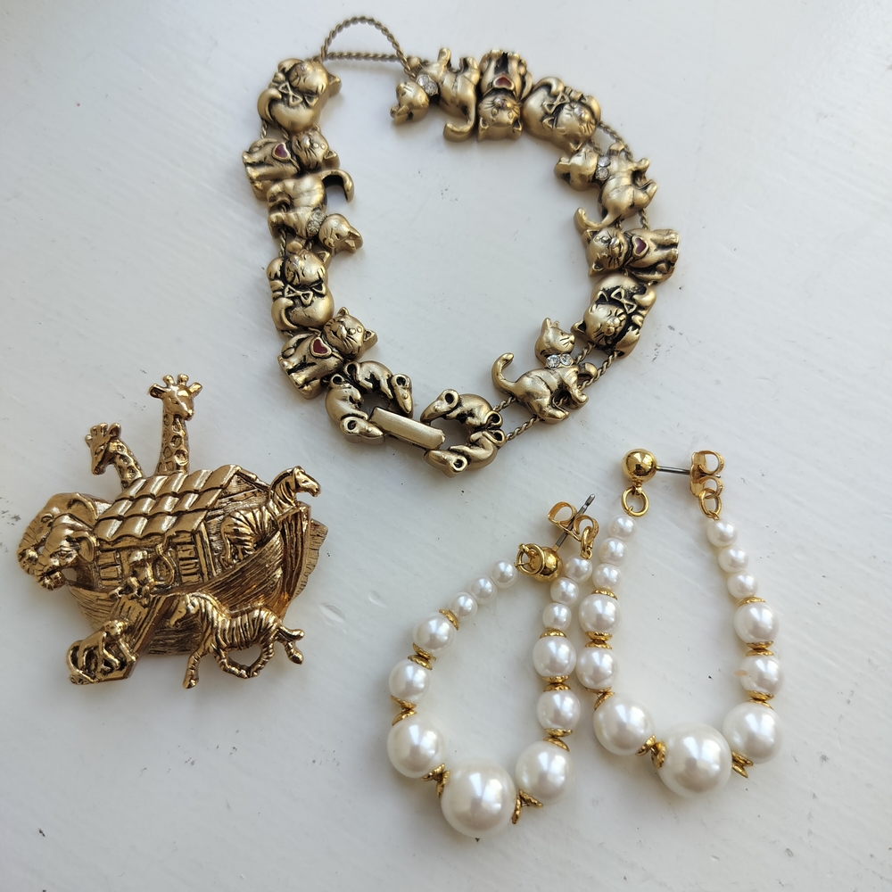 Gold and Pearl Animal Charm Bracelet and Earring Set